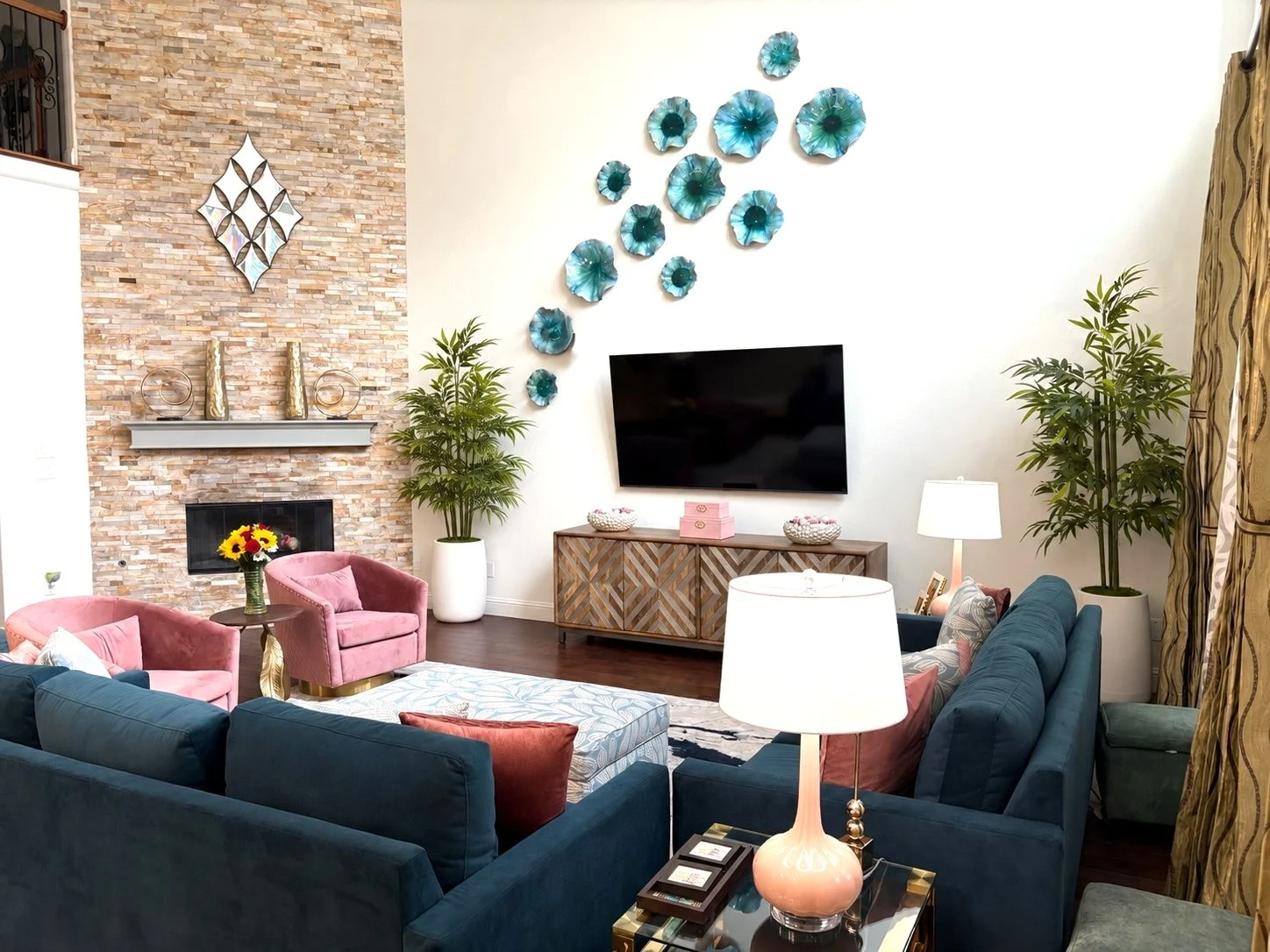 Modern Petal — living design by CoziZone in Frisco, TX
